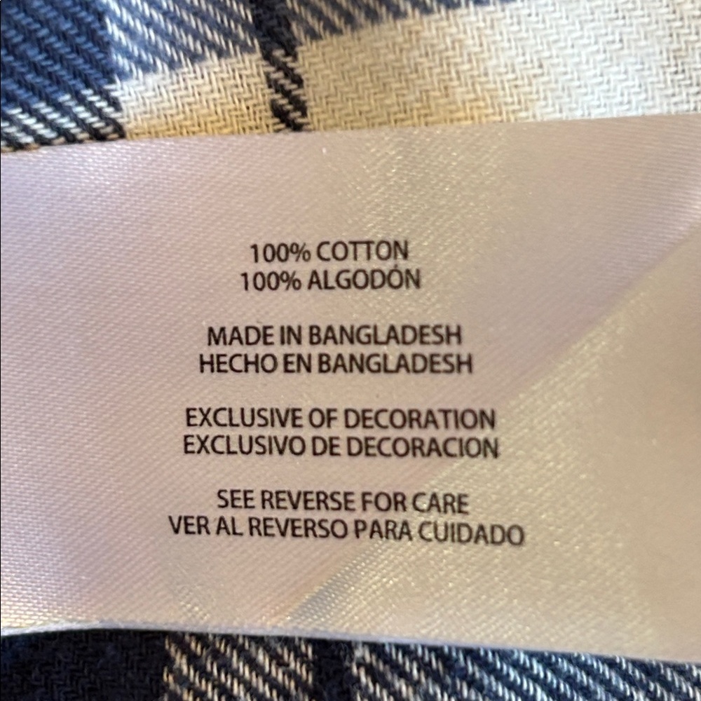 GAP Flannel Shirt - Picture 8 of 9